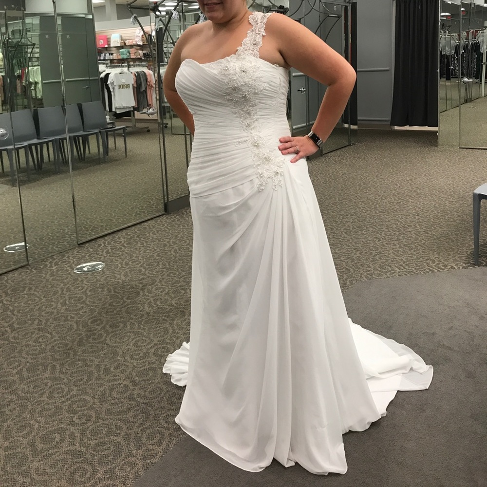 David's Bridal Wedding Dress